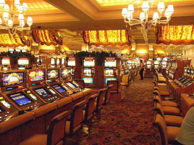 PKR Slots Live Casino